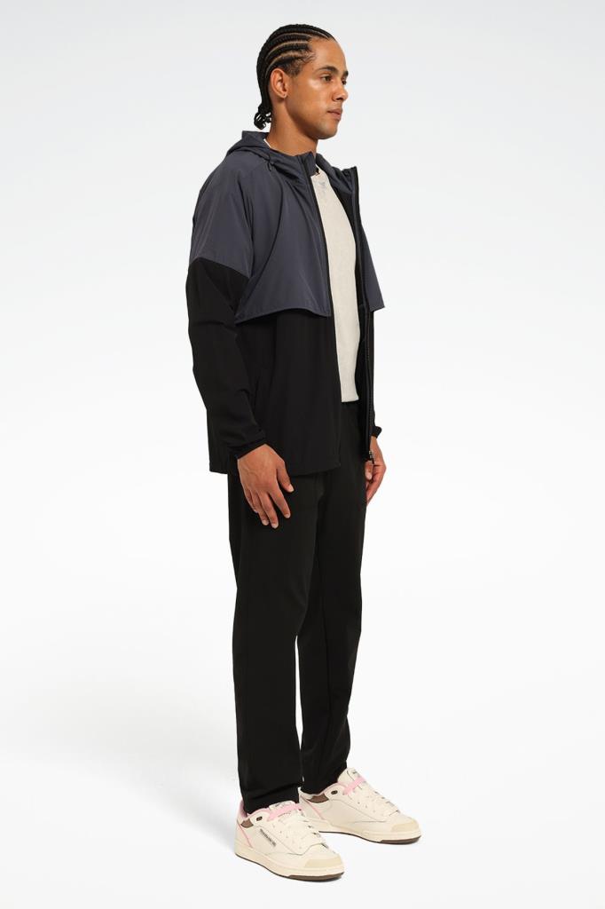 reebok-zeven-jacket-101949657-erkek-esofman-ustu-siyah-s-xxl-29540.jpg